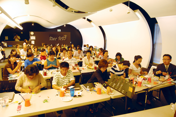 과거에 열렸던 지저스 키즈 무료 교사 세미나 모습