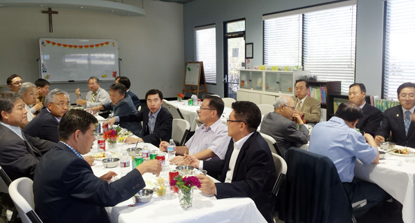 미주성결교회 남가주교역자회가 미주세한교회에서 모임을 했다. 