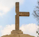 ▲이집트에 손상된 십자가 모습. ⓒ오픈도어선교회
