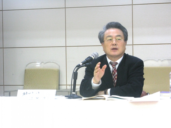 리포르만다 대표 최덕성 교수