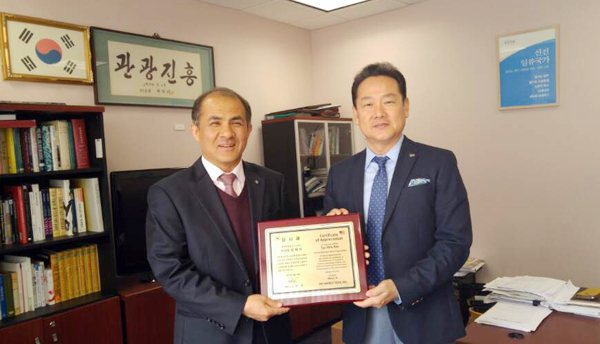 김태식 LA지사장과 문조 대표