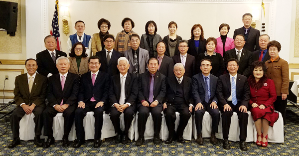 남가주 지역의 한인 목회자들이 설을 맞이해 조찬기도회를 드렸다.