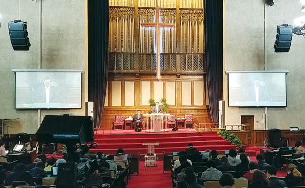 나성순복음교회에서 GBC 후원의 밤 예배가 있었다.