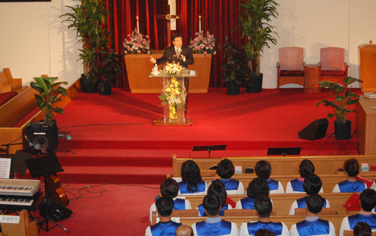 뉴욕감리교회는 창립 35주년을 맞아 펠로우쉽교회 김원기 목사가 강사로 나선 가운데 부흥회를 10월 31일(수)부터 진행하고 있다. ⓒ뉴욕감리교회