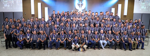 아버지학교가 남미 가정을 회복시키는 선교의 도구로 사용되고 있다. 마나과에서 열린 제1기 아버지학교 모습. 