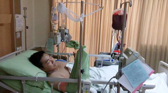 병원에 입원 중인 하륜 군