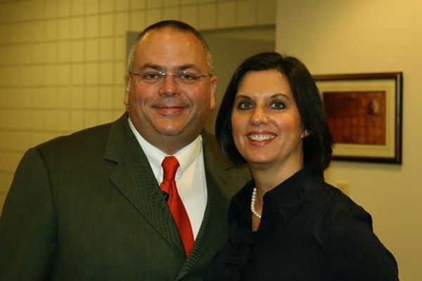 ▲짐 맥브라이드 목사와 사모 쉴라 맥브라이드. ⓒ짐 맥브라이드 블로그