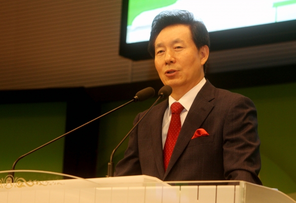 ▲오륜교회 김은호 목사가 강연하고 있다. ⓒ김진영 기자