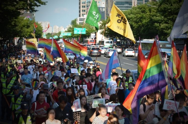 ▲지난해 열린 대구퀴어문화축제 퍼레이드 모습 ⓒ대구퀴어문화축제 페이스북
