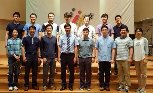 연합장로교회를 방문한 한국 장로교신학대학원 목회신학 박사과정 학생들