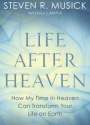 ▲스티븐 무직이 자신의 천국 경험을 이야기한 책 &#039;Life after heaven&#039;