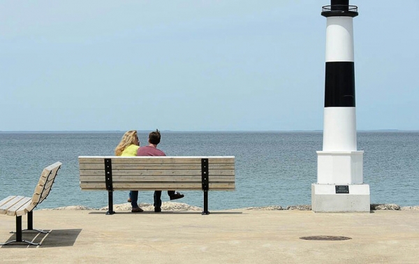 
연애는 다큐다
▲김재욱 작가는 "언젠가는 엔딩이 있는 영화보다도 멋진 리얼 다큐의 열린 결말 속에서 참 행복을 누리기를..."이라고 말한다. ⓒ사진 박민호

