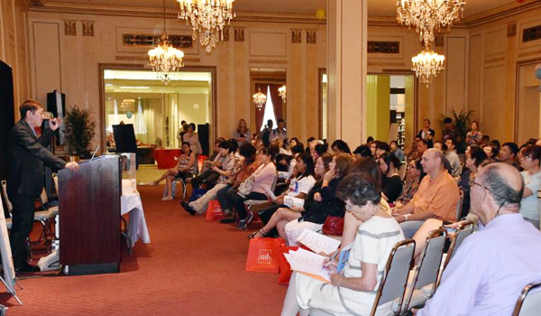 KCCD가 LA 한인타운에 있는 사우스웨스턴 로스쿨에서 주택 구입 박람회를 개최했다.