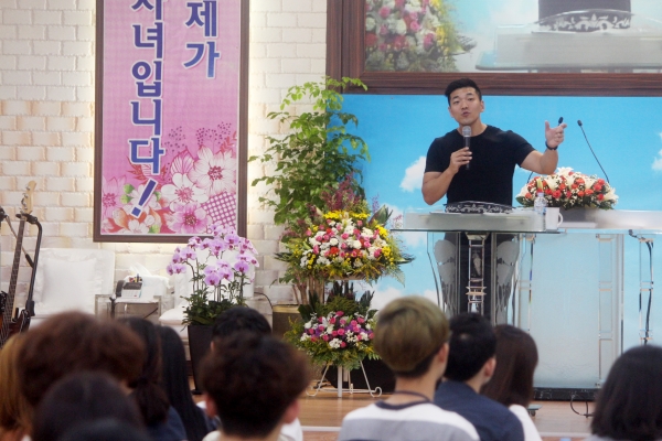▲다니엘 김 선교사가 강연하고 있다. ⓒ김진영 기자