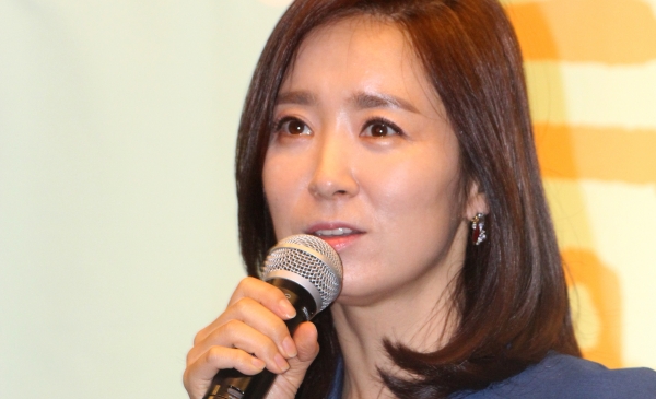 ▲배우 윤유선 씨