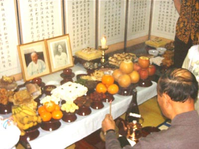 ▲한국의 전통적인 제사모습