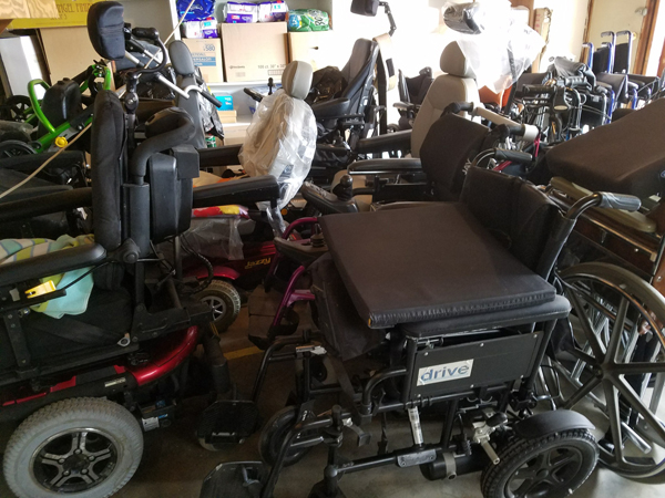 샬롬장애인선교회가 나눠줄 중고 전동 휠체어