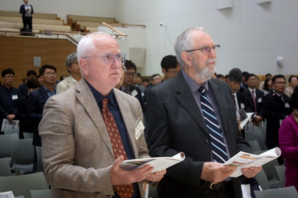 그루취 박사(오른쪽)와 리노 박사 ⓒ김진영 기자