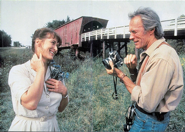 ▲영화 <메디슨 카운티의 다리> 중 한 장면.