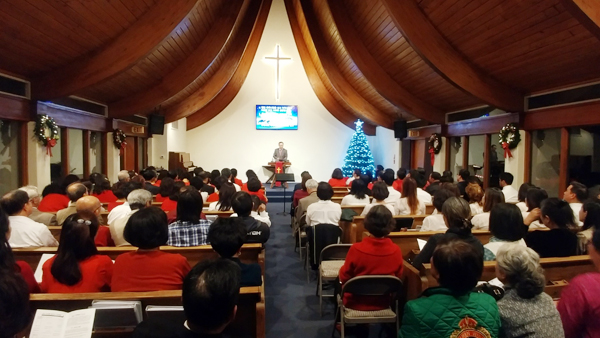 산불 피해를 입은 벤츄라 지역 한인교회 성도들이 더욱 뜨겁게 예수님을 찬양했다.