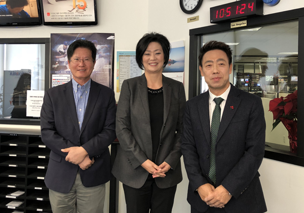 MPAK의 스티브 모리슨 대표, 오픈뱅크의 민 김 행장, 라디오코리아의 김영준 사장