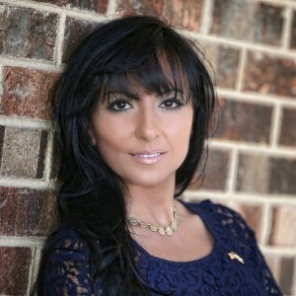 ▲줄리아나 타이무라지. ⓒ페이스북