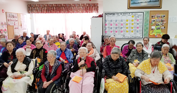 찬송가 경연대회가 열리던 모습