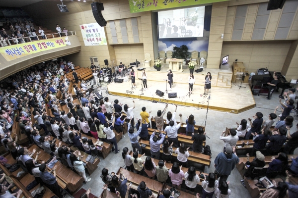 ▲마커스워십 목요예배 모습. ⓒ마커스워십