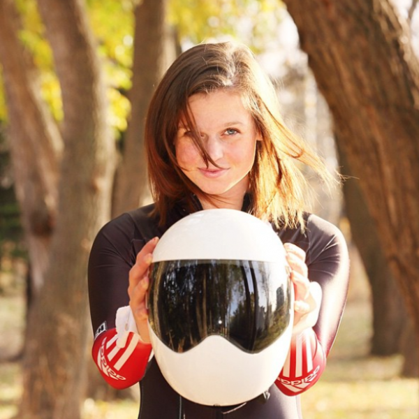 ▲스켈레톤 국가대표 선수로 평창동계올림픽에 출전한 엘리자베스 베츠(Elisabeth Vathje) 선수. ⓒskellyelisabeth instagram