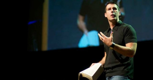 ▲앤디 세비지 목사. ⓒ크리스천헤드라인닷컴