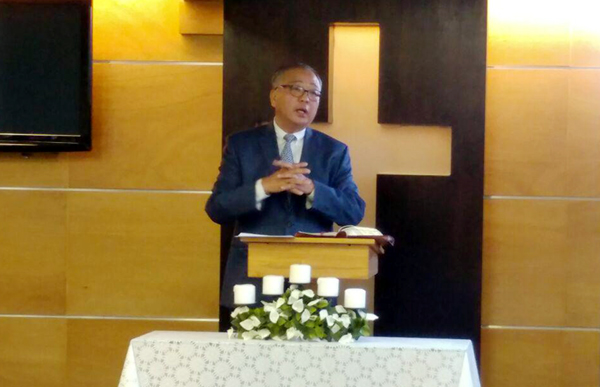 

▲트리니티장로교회 말씀집회에서 설교하는 박경춘 목사