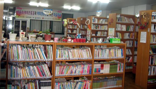 한 교회의 도서관 모습. ⓒ교회 제공