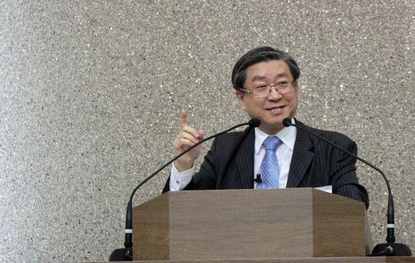 이승구 교수가 발표하고 있다. ⓒ이대웅 기자