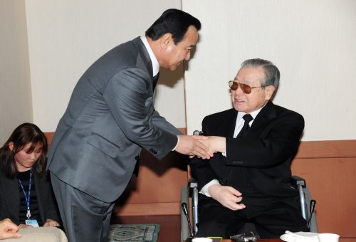 ▲김종필 전 총리(오른쪽).