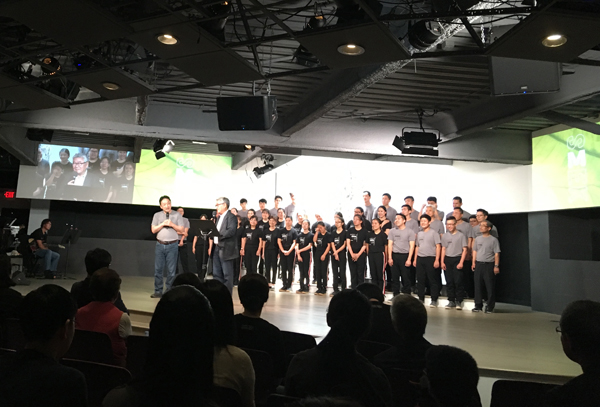 이종용 목사와 선교팀원들이 단기선교 결과를 지난 주일예배시 보고했다.