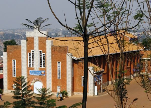 르완다의 수도 키갈리(Kigali)에 소재한 쌩트 파미유 교회(Sainte-Famille Church) 전경 ⓒ오픈도어선교회
