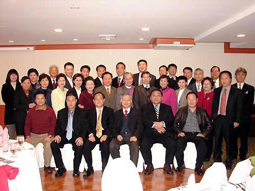 대동연회장은 목사회 임실행위원 부부를 초대해 만찬을 펼쳤다. 행사 이후 참석자들 ⓒ뉴욕 목사회