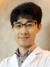 윤정배 치과의사