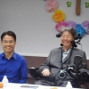기자회견에서 캠페인을 설명하는 최재휴 목사(좌)와 양영선 후원이사