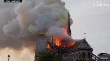 노트르담 성당이 불타고 있다. ⓒ가디언 영상 캡처