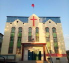 중국 국기를 게양하도록 강요 받은 허난성의 한 교회. ⓒ한국 순교자의 소리