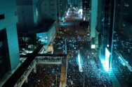 거리에 나선 홍콩 시위대의 모습. ⓒVox 보도화면 캡쳐