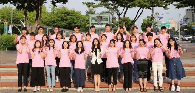 베트남 단기선교팀. 앞줄 가운데가 백선경 전도사. ⓒ교회 제공