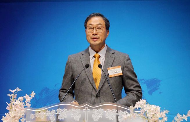 최더함 박사가 설교하고 있다. ⓒ이대웅 기자