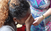 에티오피아 여성 성도가 눈물을 흘리고 있다. ⓒ 한국오픈도어