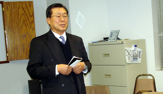 최휘웅 장로(뉴저지 초대교회, KPM 상임이사)가 논의에 앞서 말씀을 전했다.