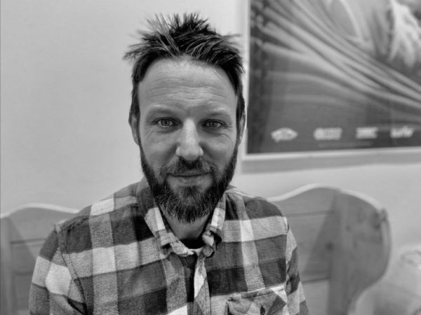 매트 팀스 목사
