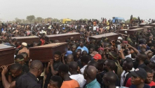 지난해 4월 진행된 나이지리아 기독교인 장례식