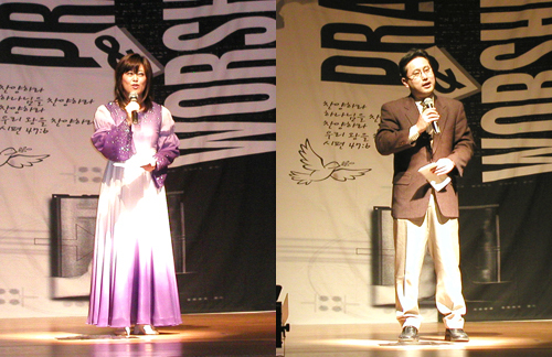 이소영 원장의 인사말과 전제창 목사의 기도로 페스티발을 시작했다. 