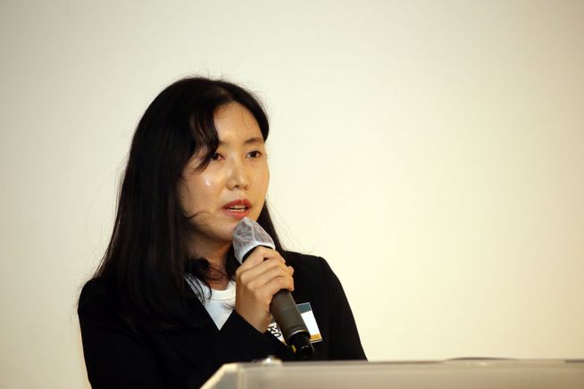 복음법률가회 창립대회에서 한동대 출신 정예리 미국변호사가 발언하고 있다. ⓒ송경호 기자